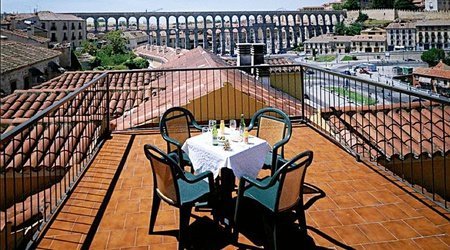 Terrasse ELE Acueducto Hotel Segovia